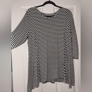 Chicos 3/4 Length Sleeves